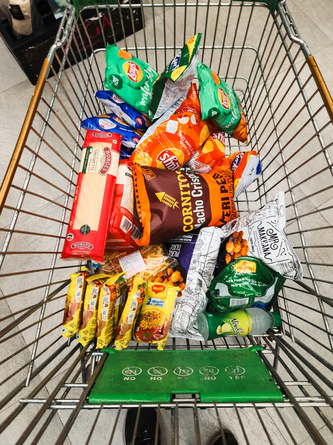 shoplifter caught red handed